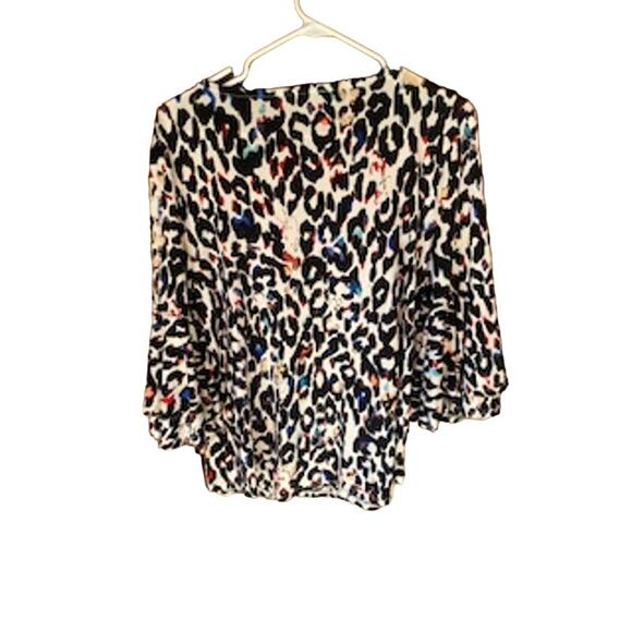 Context for Lord and Taylor Cheetah Bell Sleeve Women's Top Medium - Picture 3 of 3